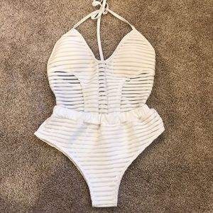 Medium White stripped one piece bathing suit
